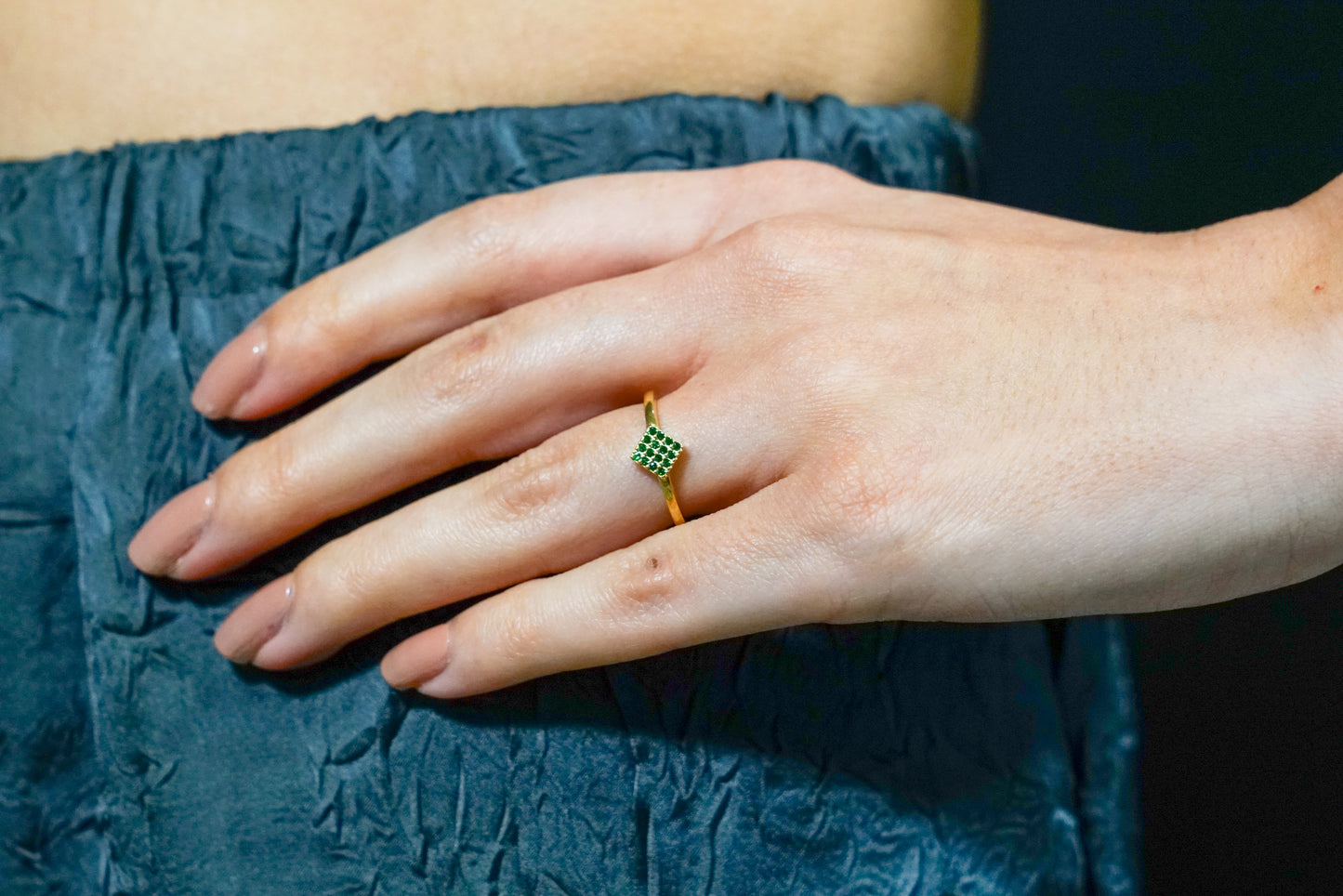 Zirkon Taşlı Yüzük