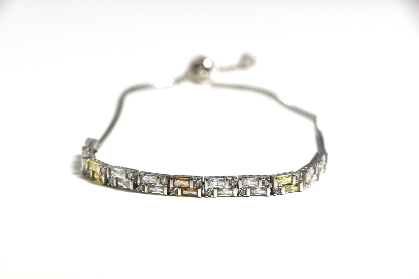 Zirkon Taşlı Bileklik